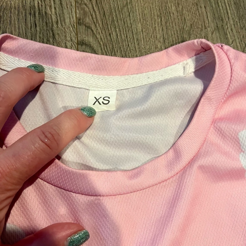 Denim Tears-like Pink Graphic T-Shirt White Floral Print XS EUC not authentic - Picture 3 of 3